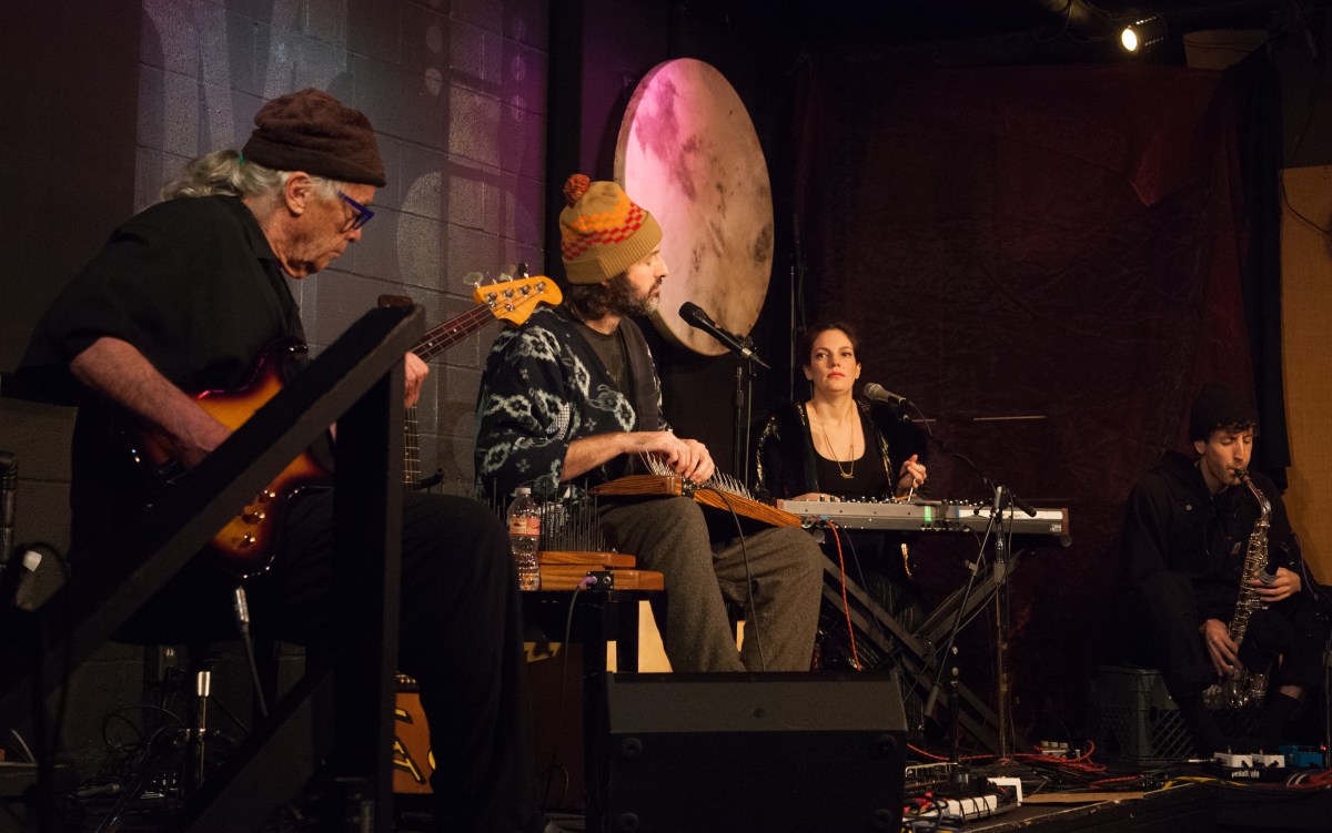 Joachim Cooder Leads Familial Flights of Fancy At&nbsp;McCabe’s